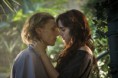 /album/fotogaleria/foto-clary-fray-y-jace-wayland-en-cazadores-de-sombras-ciudad-de-hueso-2-439-jpg/